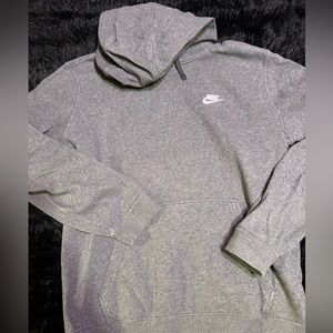 Nike Men's Sportswear Club Fleece Pullover Hoodie